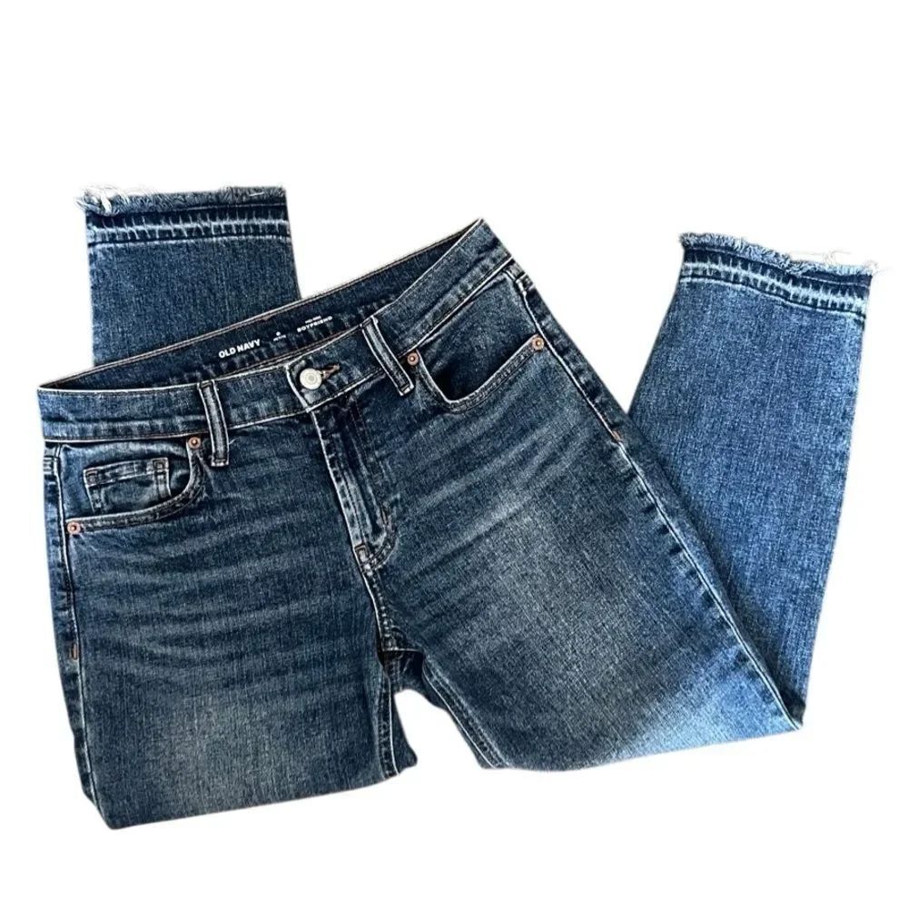 Old Navy Mid-rise boyfriend Capri Denim Jeans Size 0 Petite
